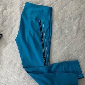 Women’s light blue 7/8 Under Armour Leggings